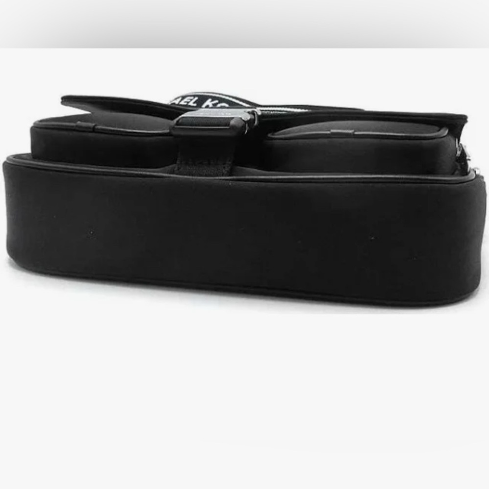 Michael Kors Khai Medium Messenger Bag NWT - Picture 13 of 16
